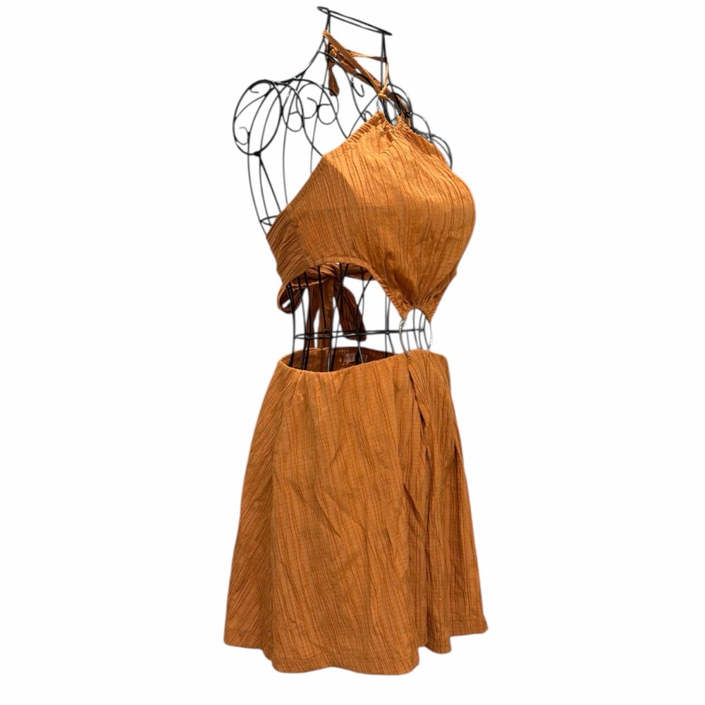 Who What Wear Rust Orange Cut-Out Halter Romper | Ring Detail | Size M/L - Picture 5 of 9